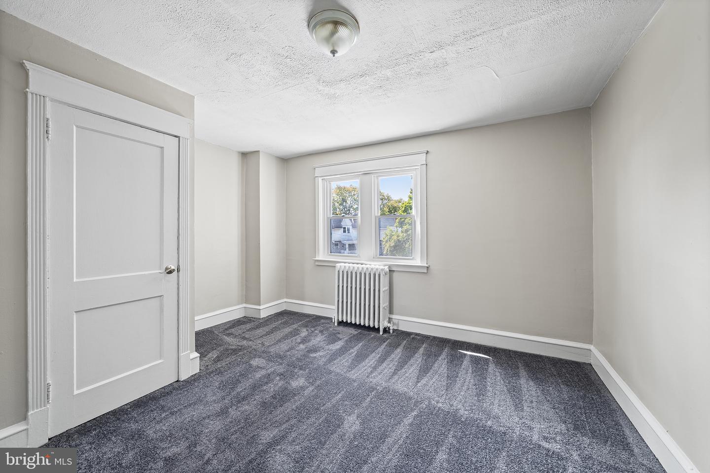 435 Croyden Rd Property Photo 19