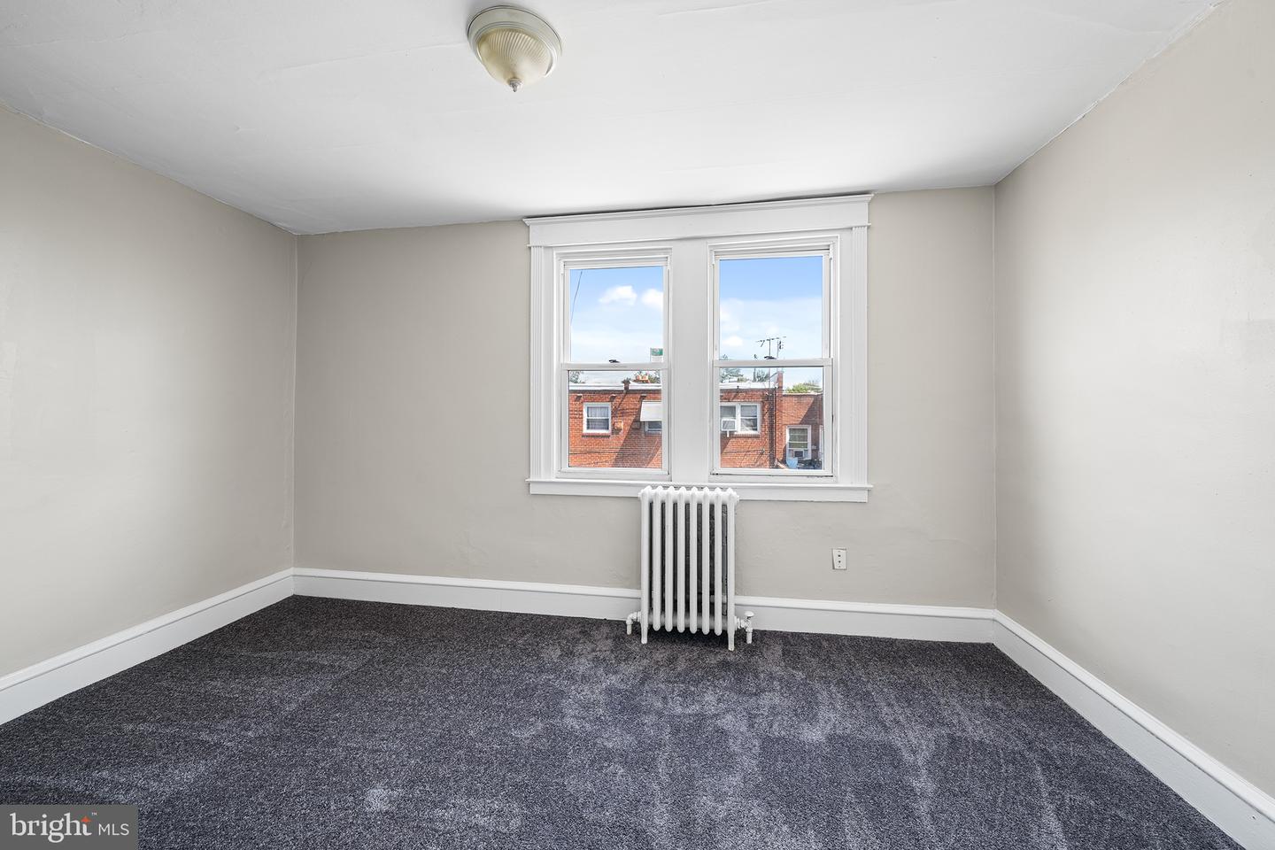 435 Croyden Rd Property Photo 21