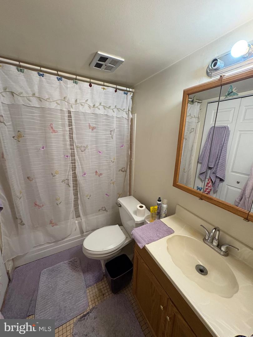 5200 Hilltop Dr #a21 Property Photo 6
