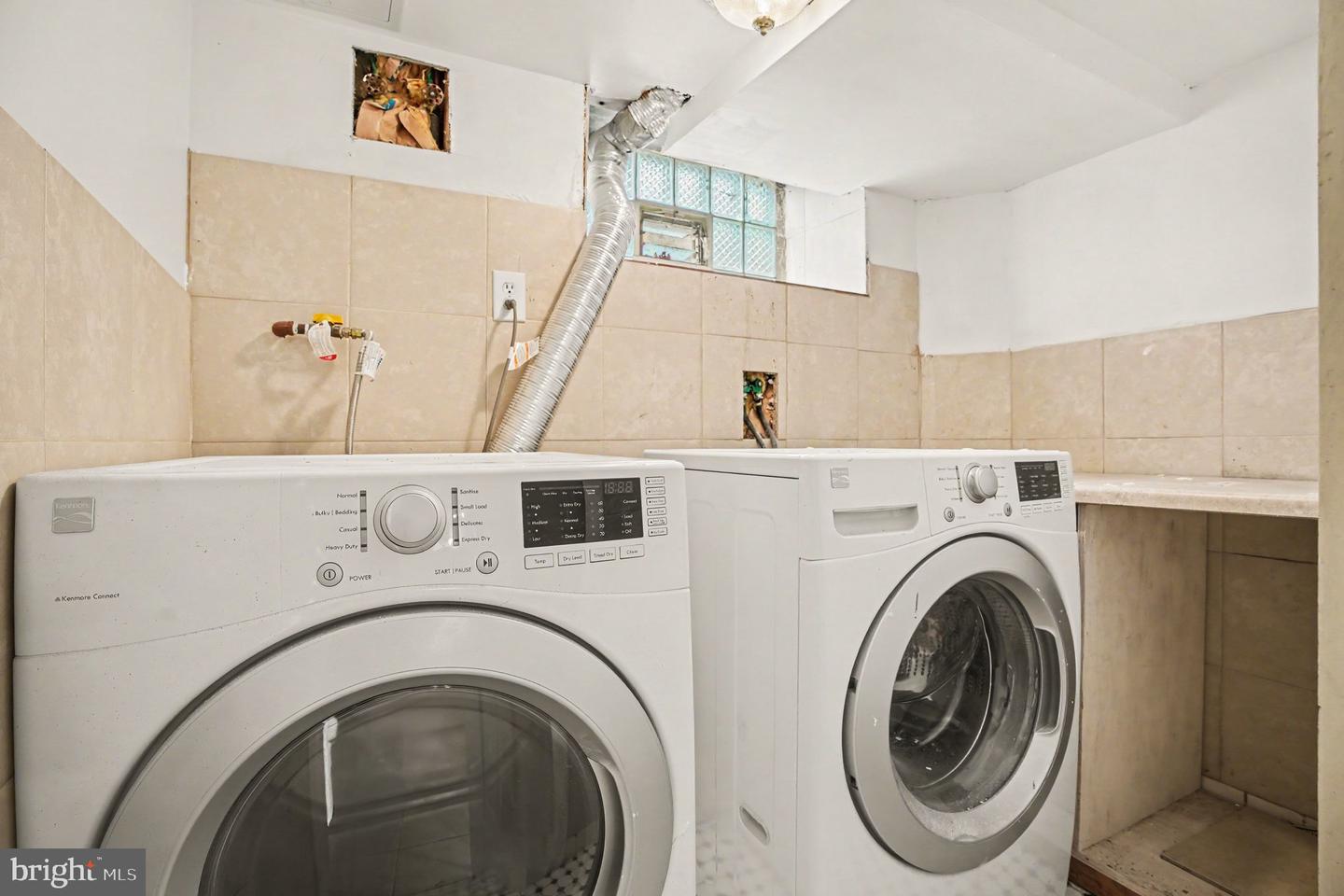 407 Beverly Blvd Property Photo 24