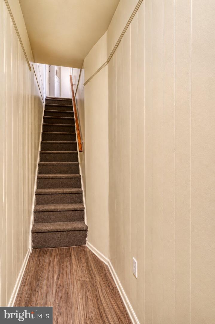202 Greenway Ave Property Photo 14