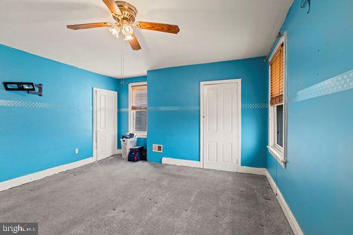 409 S Springfield Rd Property Photo 17