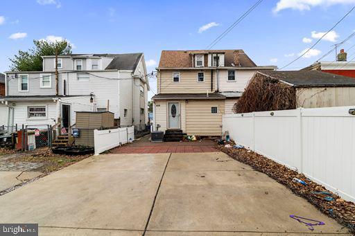 409 S Springfield Rd Property Photo 21
