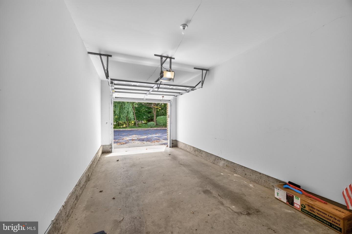 3107 Poplar St Property Photo 36
