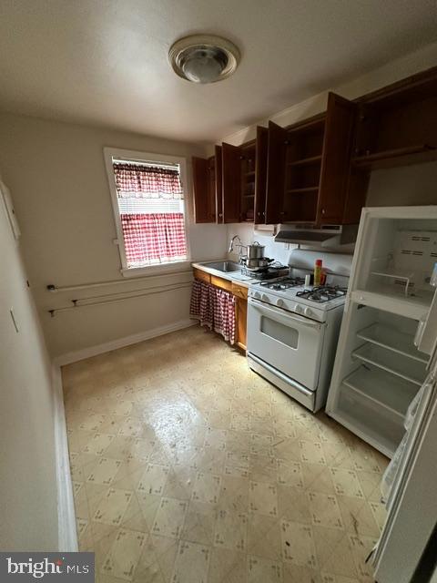 1015 Saville Ave Property Photo 2