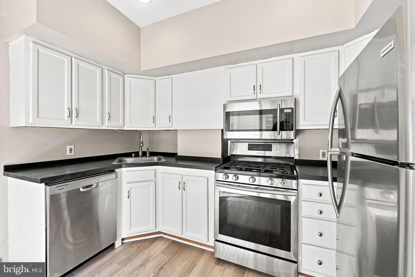 510 Mohawk Ave Property Photo 7