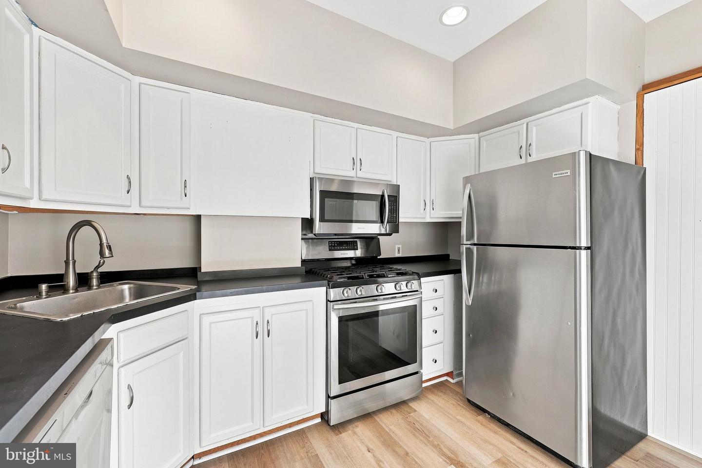 510 Mohawk Ave Property Photo 8
