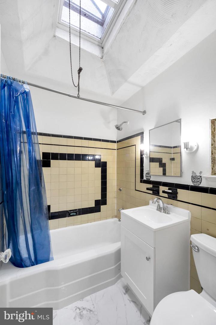 6846 Radbourne Rd Property Photo 18