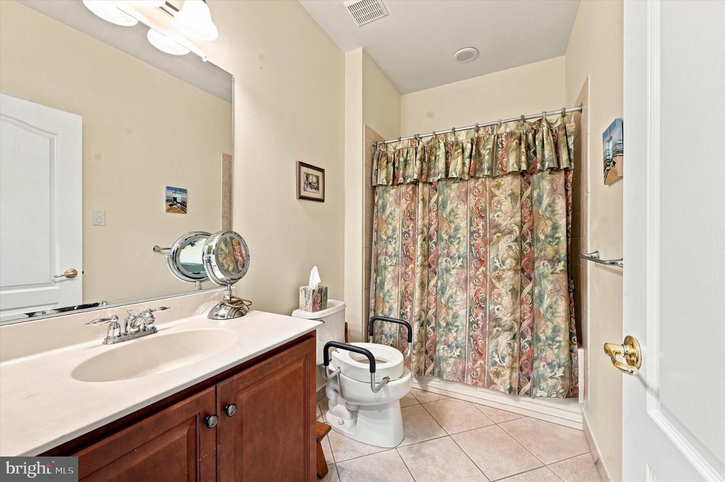 1743 Ashbrooke Ave Property Photo 20