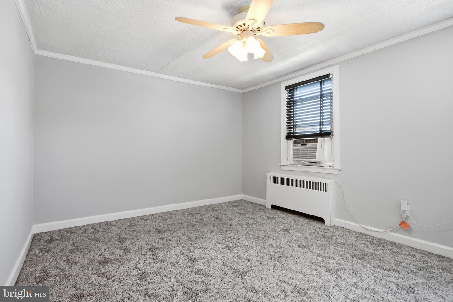 731 Eddystone Ave Property Photo 11