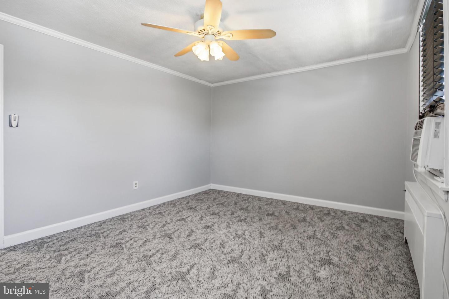 731 Eddystone Ave Property Photo 12