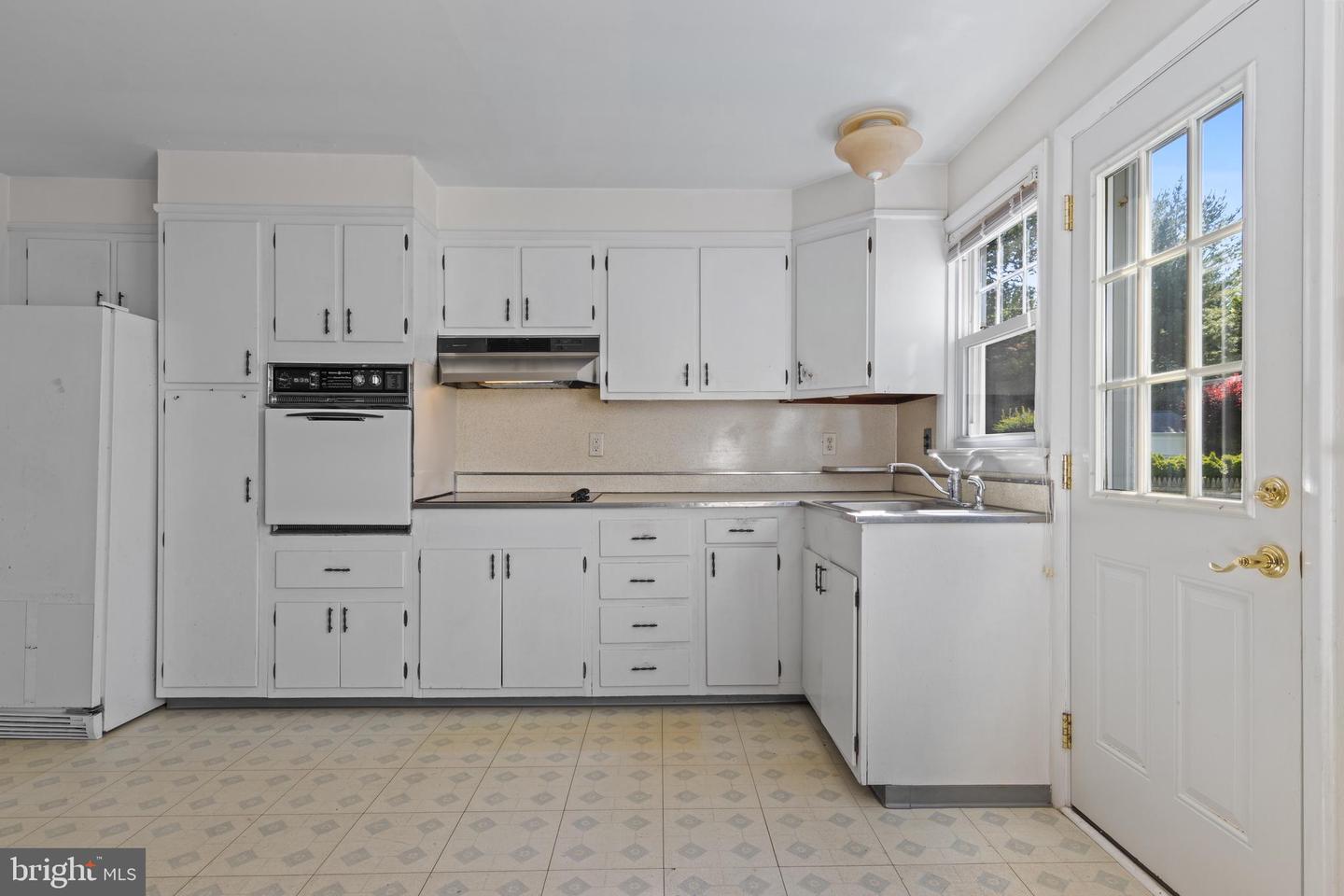3558 Sawmill Rd Property Photo 12
