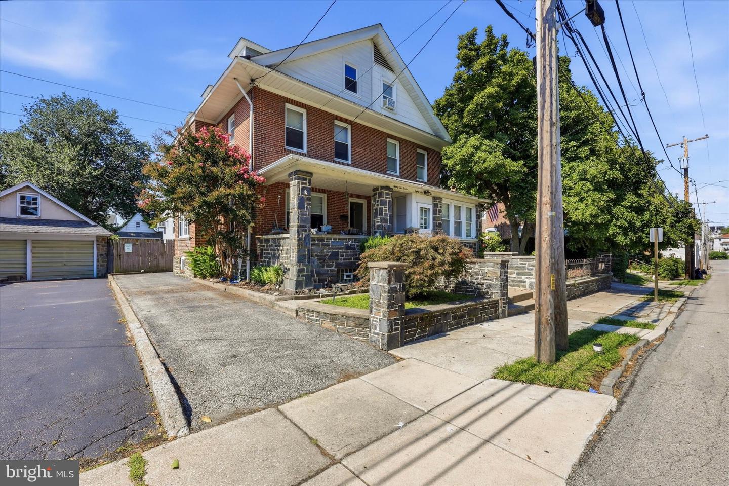 8512 Monroe St Property Photo 1