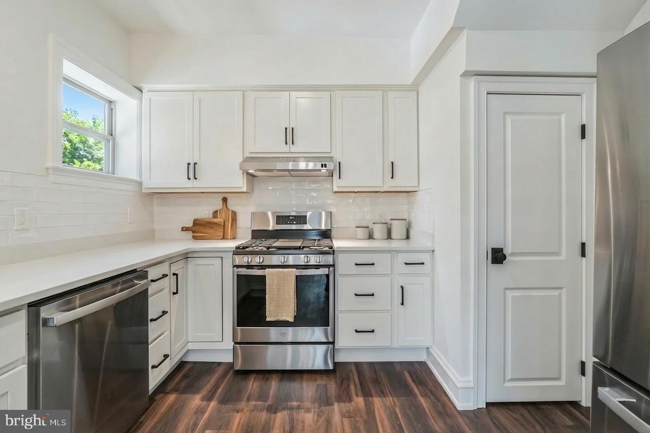 1 Pennsylvania Ave Property Photo 24
