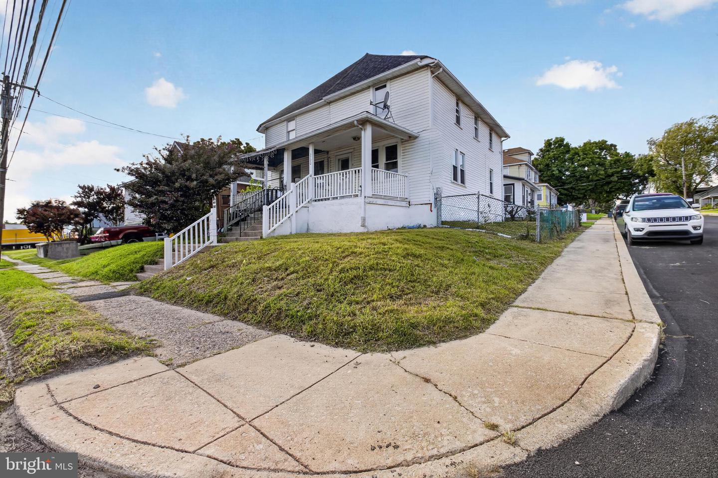 3700 W 9th St #a Property Photo 2