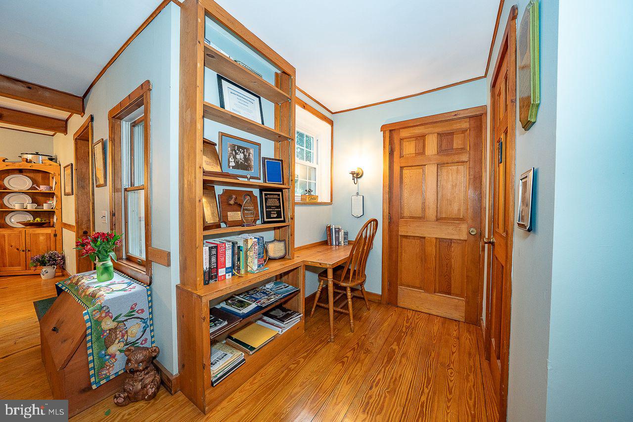 212 Brock Rd Property Photo 13