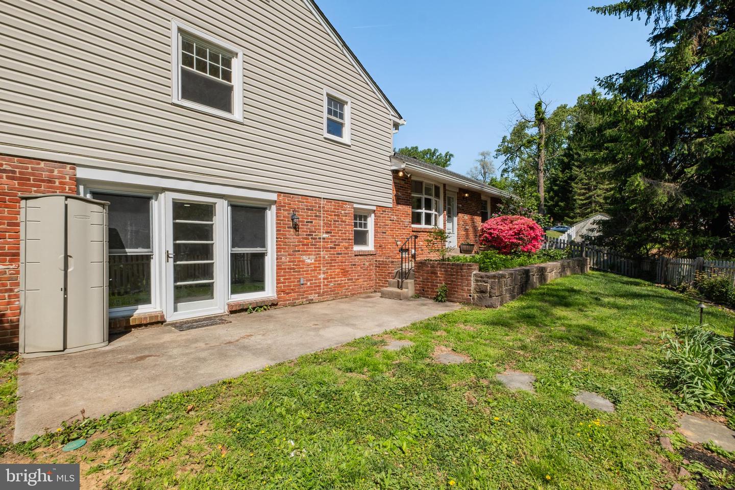 1390 Paxon Pl Property Photo 32