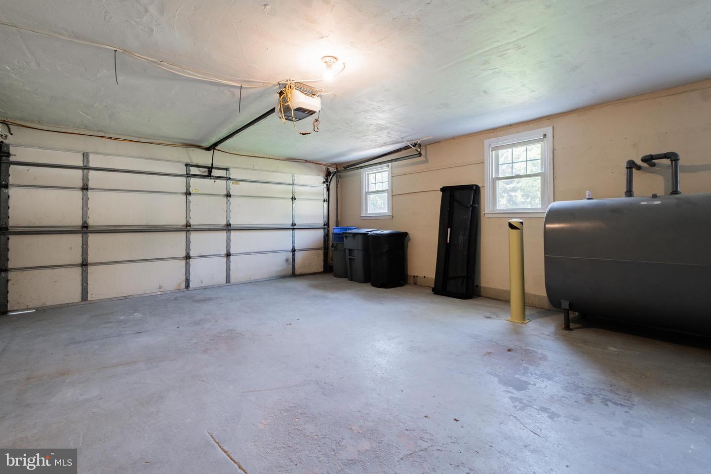 1390 Paxon Pl Property Photo 35