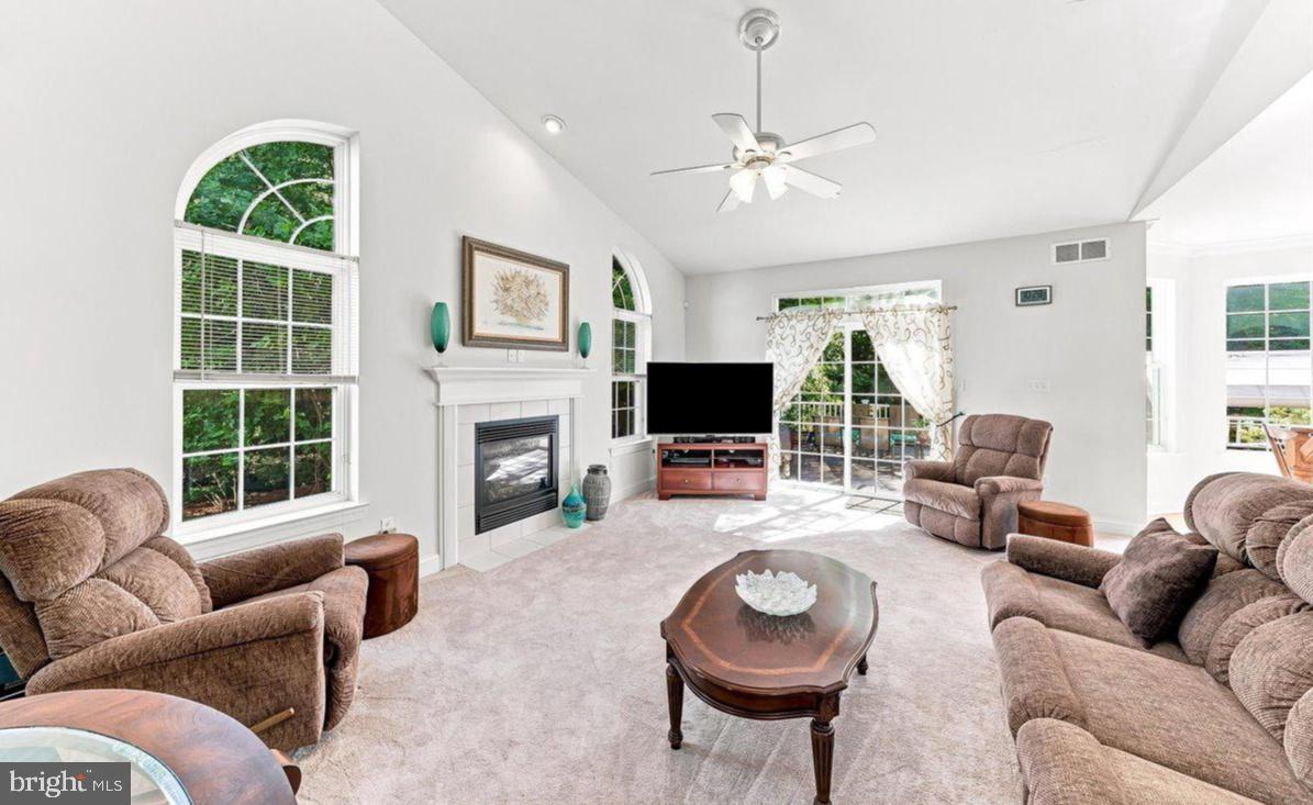 305 Carolee Cir Property Photo 9