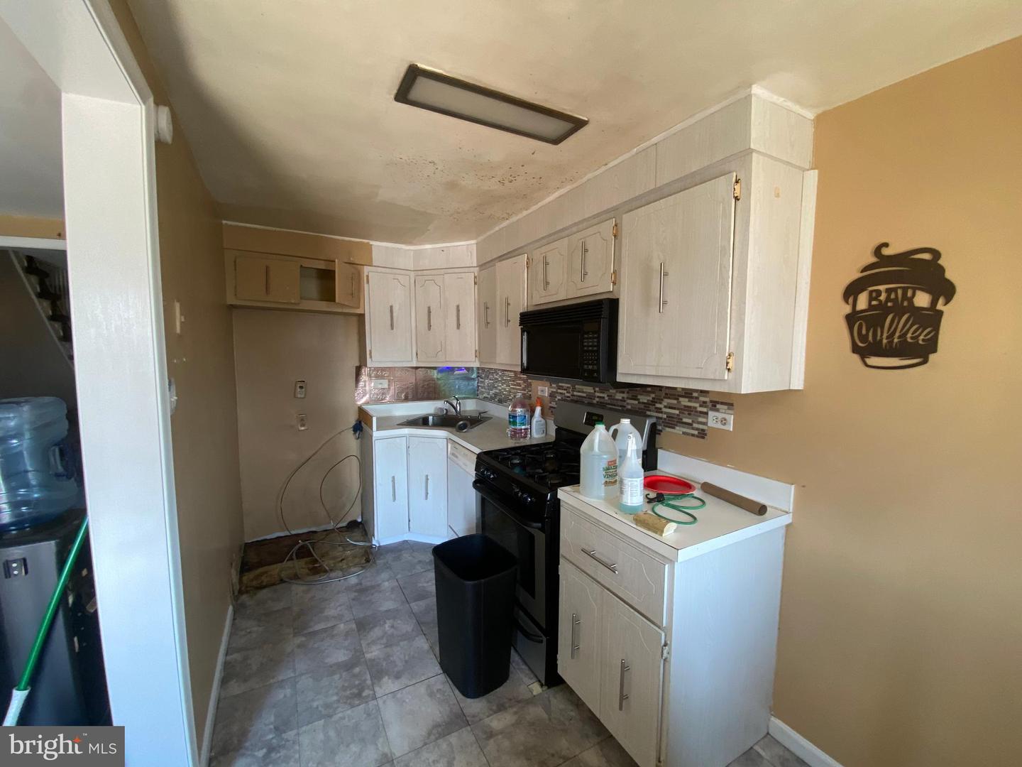 254 Revere Rd Property Photo 7