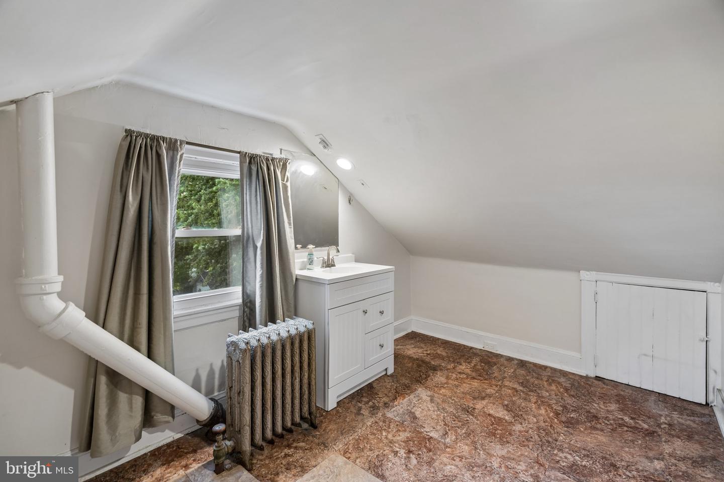 525 Harper Ave #unit B Property Photo 25