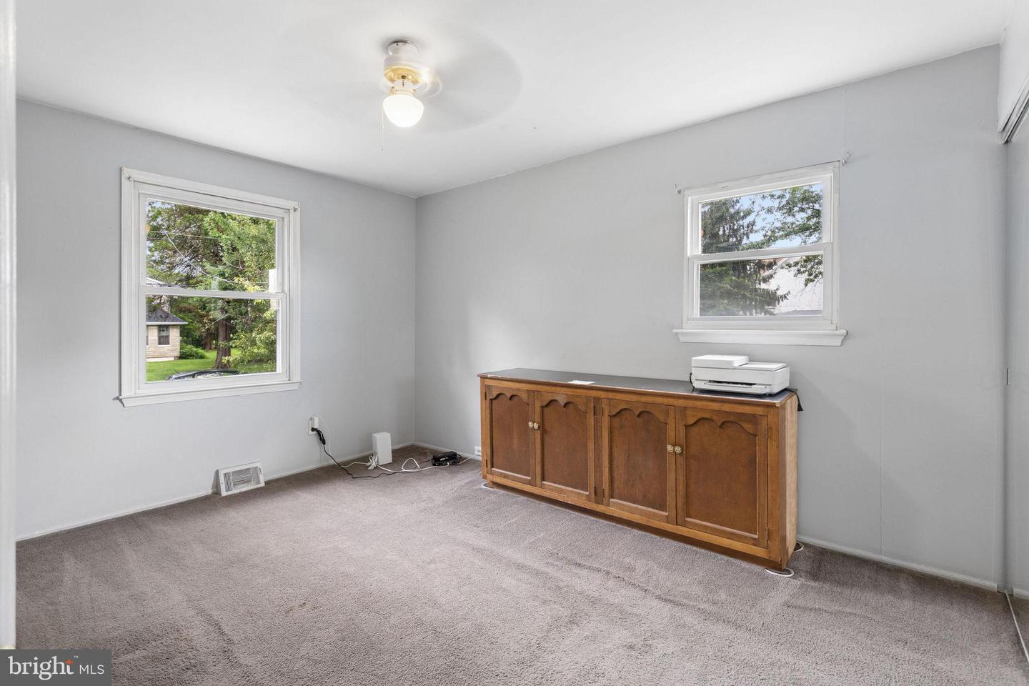 1745 Larkin Rd Property Photo 13