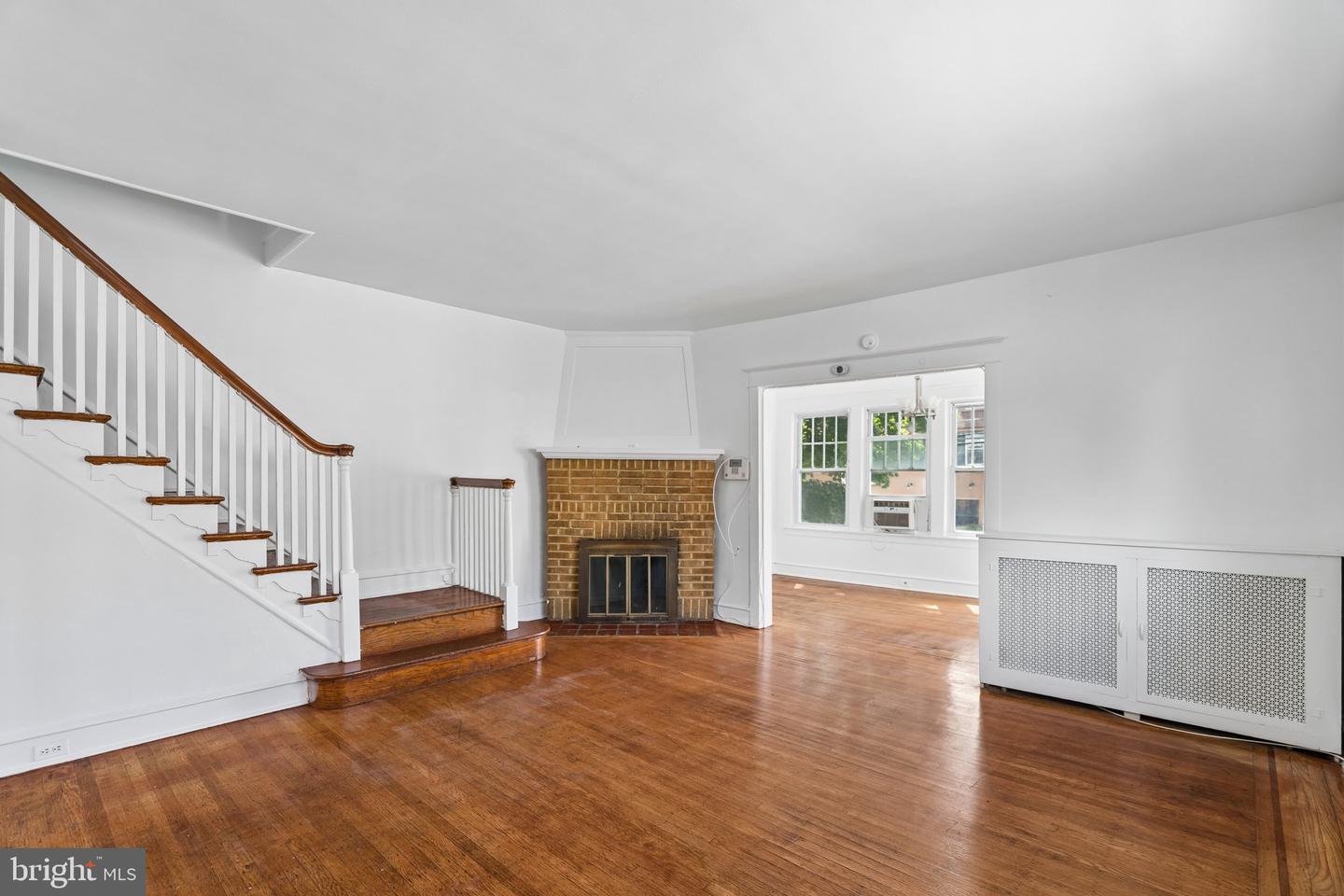 15 S Wycombe Ave Property Photo 7
