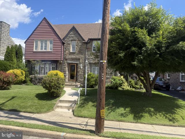 915 Turner Ave Property Photo 2
