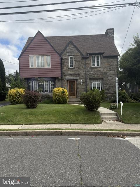 915 Turner Ave Property Photo 4