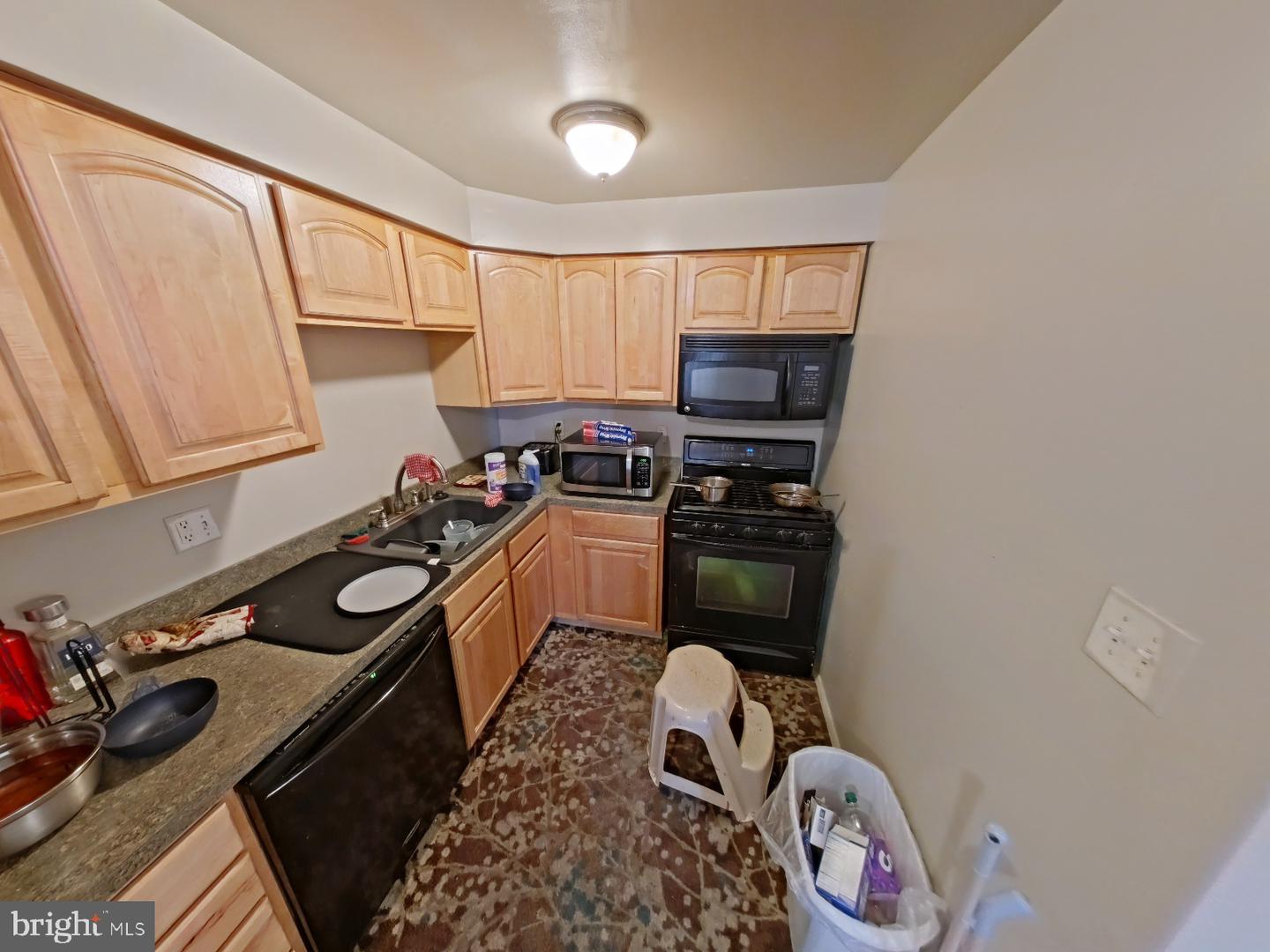 1547 Rainer Rd Property Photo 7