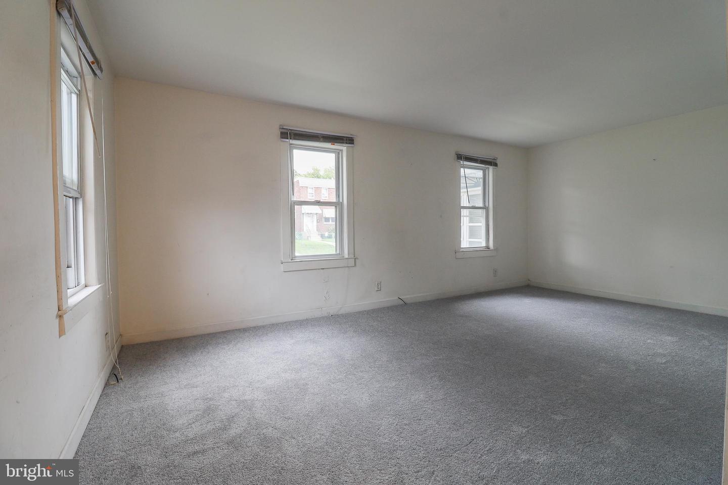 551 Jansen Ave Property Photo 10