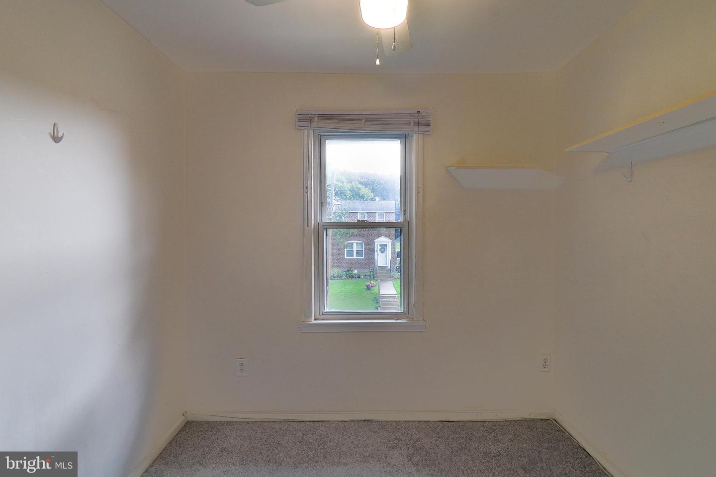 551 Jansen Ave Property Photo 11