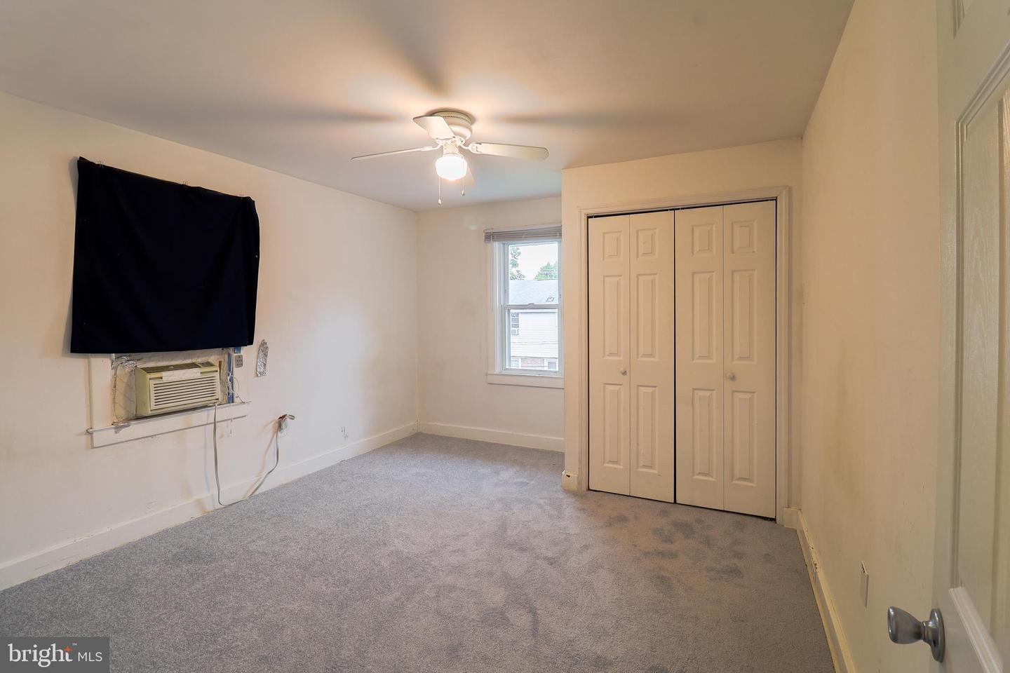551 Jansen Ave Property Photo 14