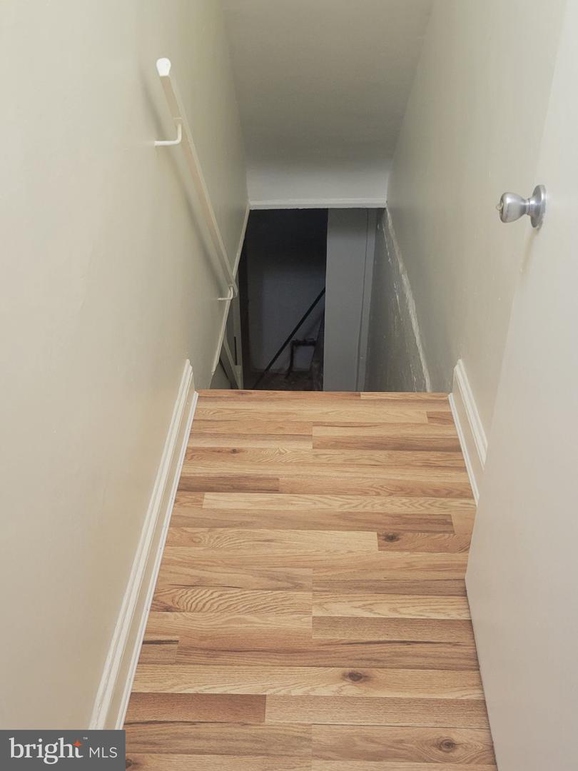 1022 Windsor Rd Property Photo 8