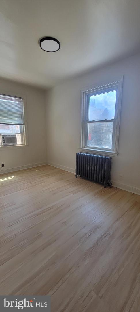 7 W Winona Ave #2 Property Photo 8