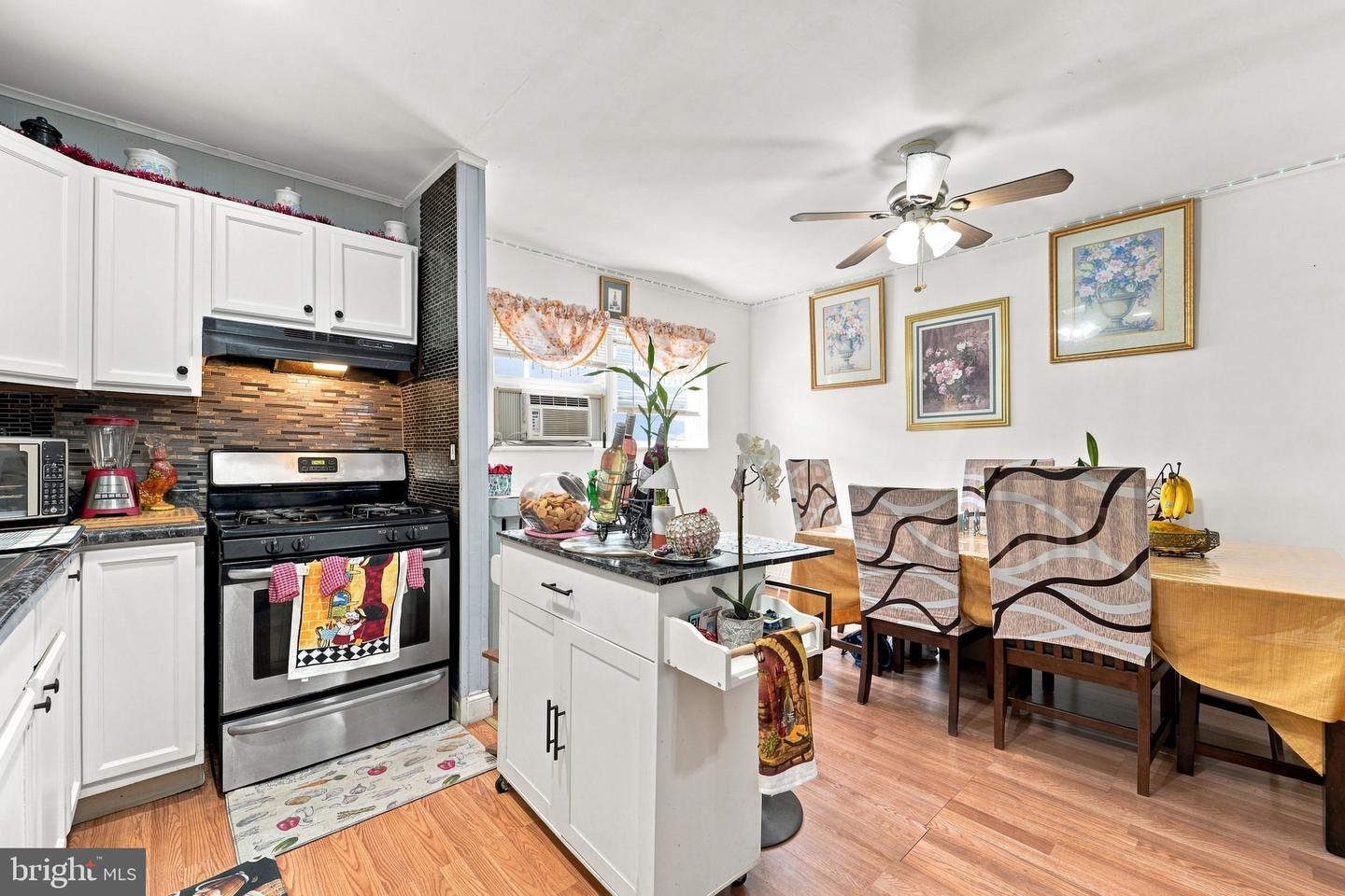 7144 Radbourne Rd Property Photo 21