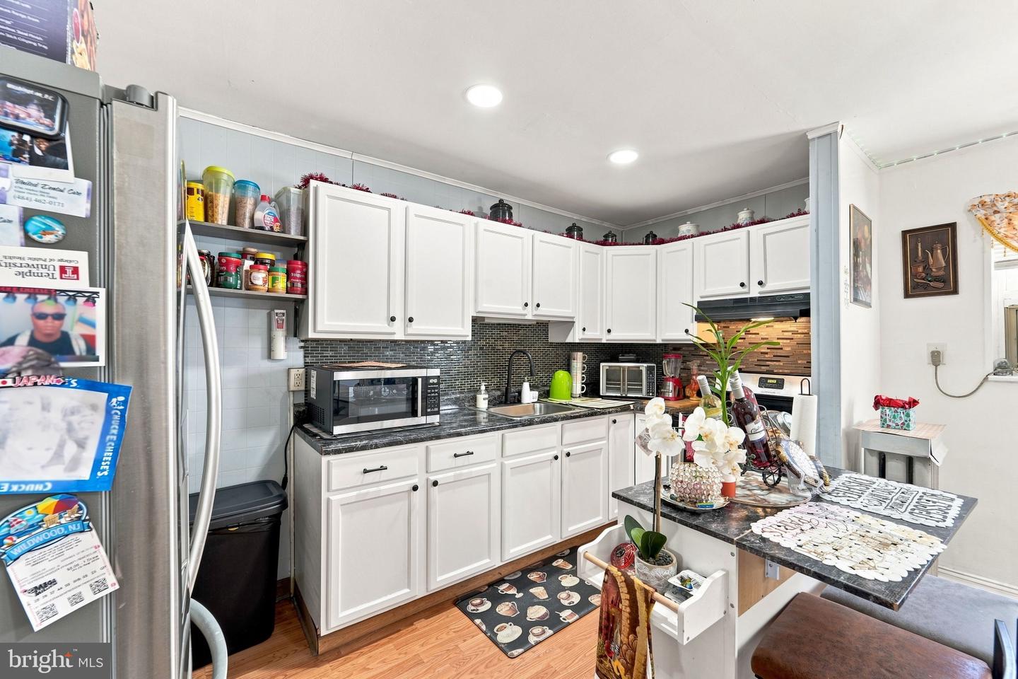 7144 Radbourne Rd Property Photo 22