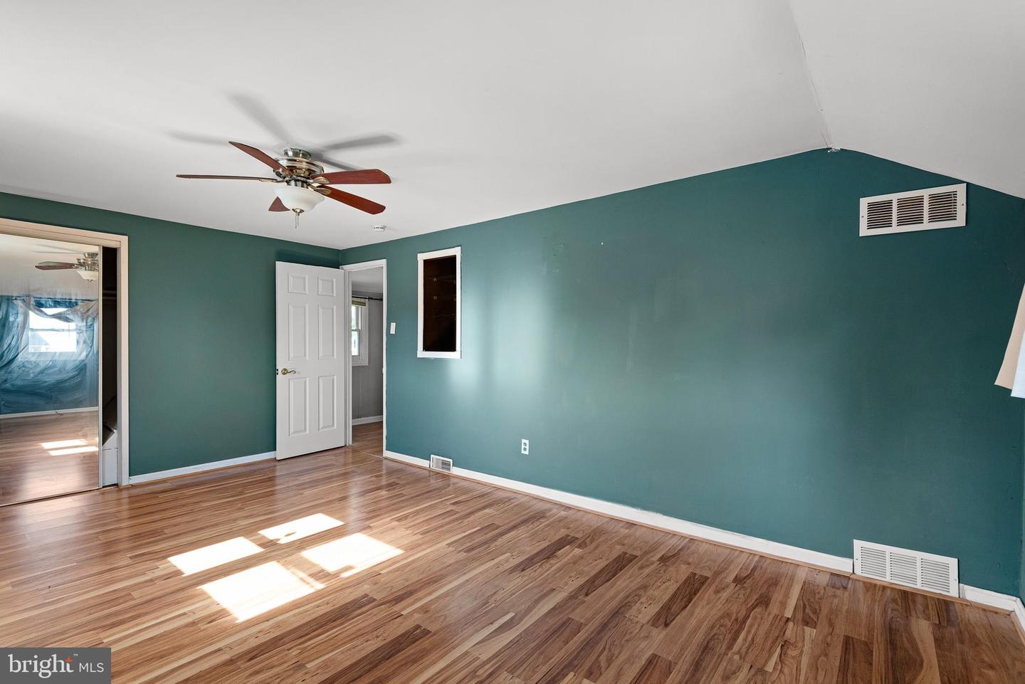 2338 Poe Rd Property Photo 17