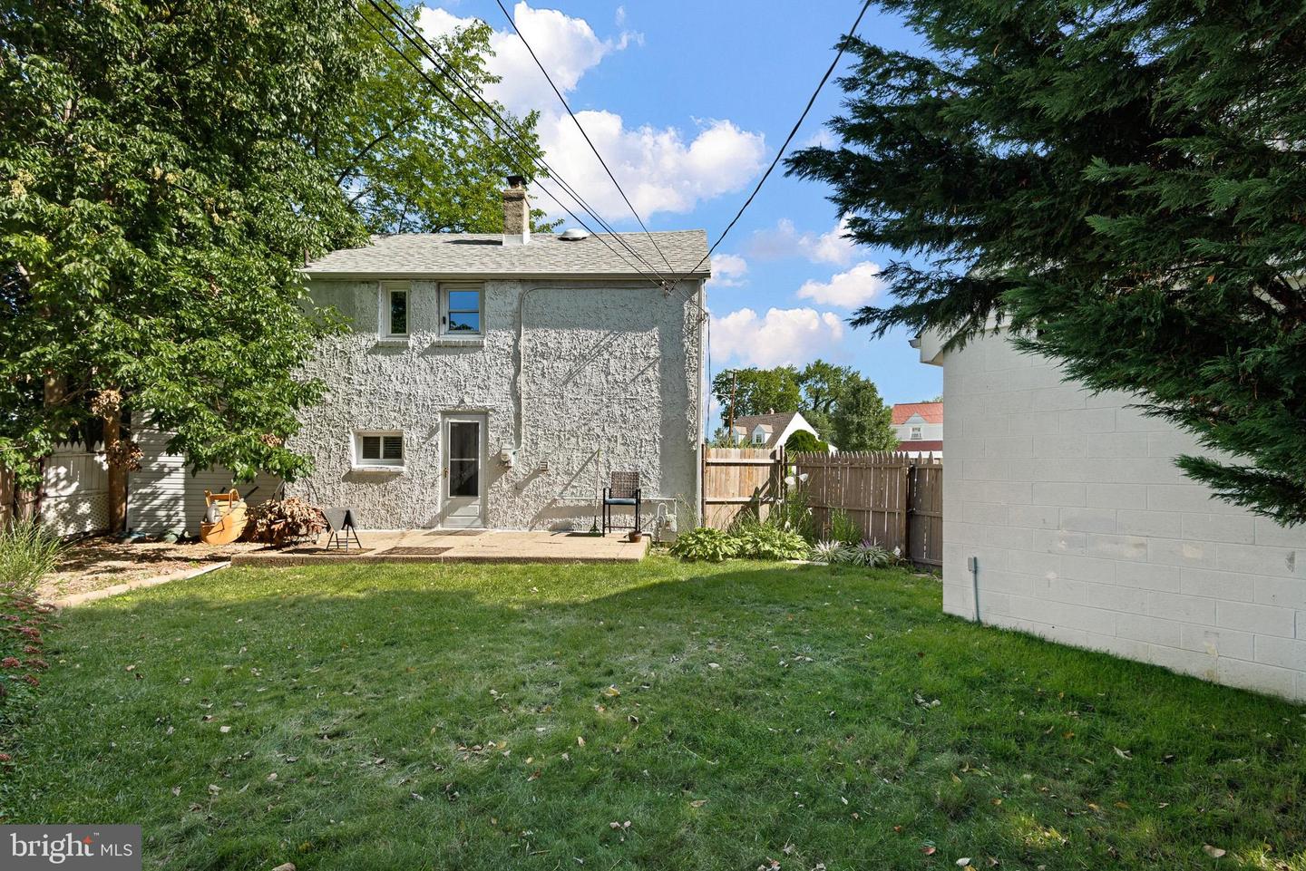2338 Poe Rd Property Photo 20