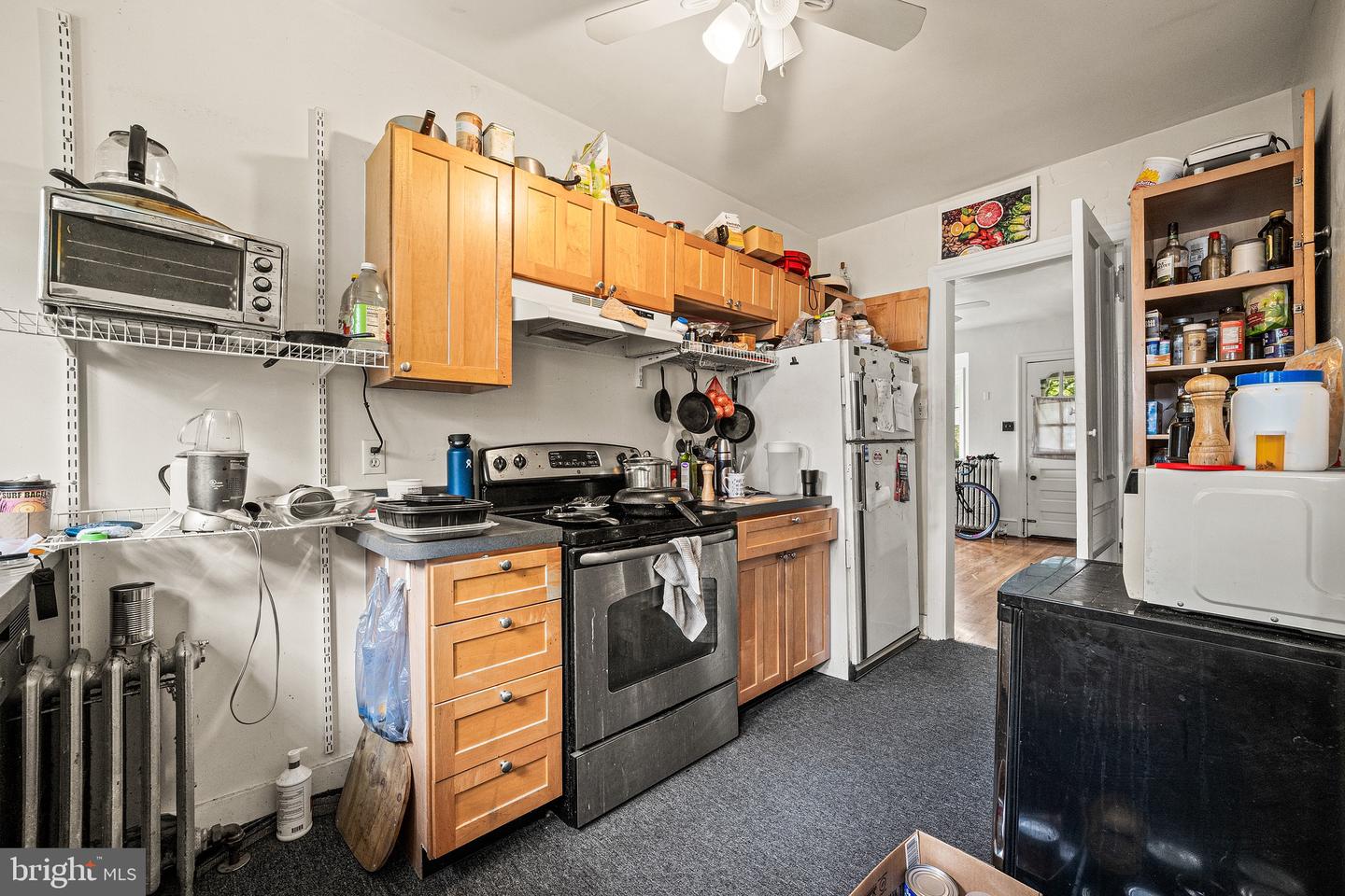 239 Kenyon Ave Property Photo 43