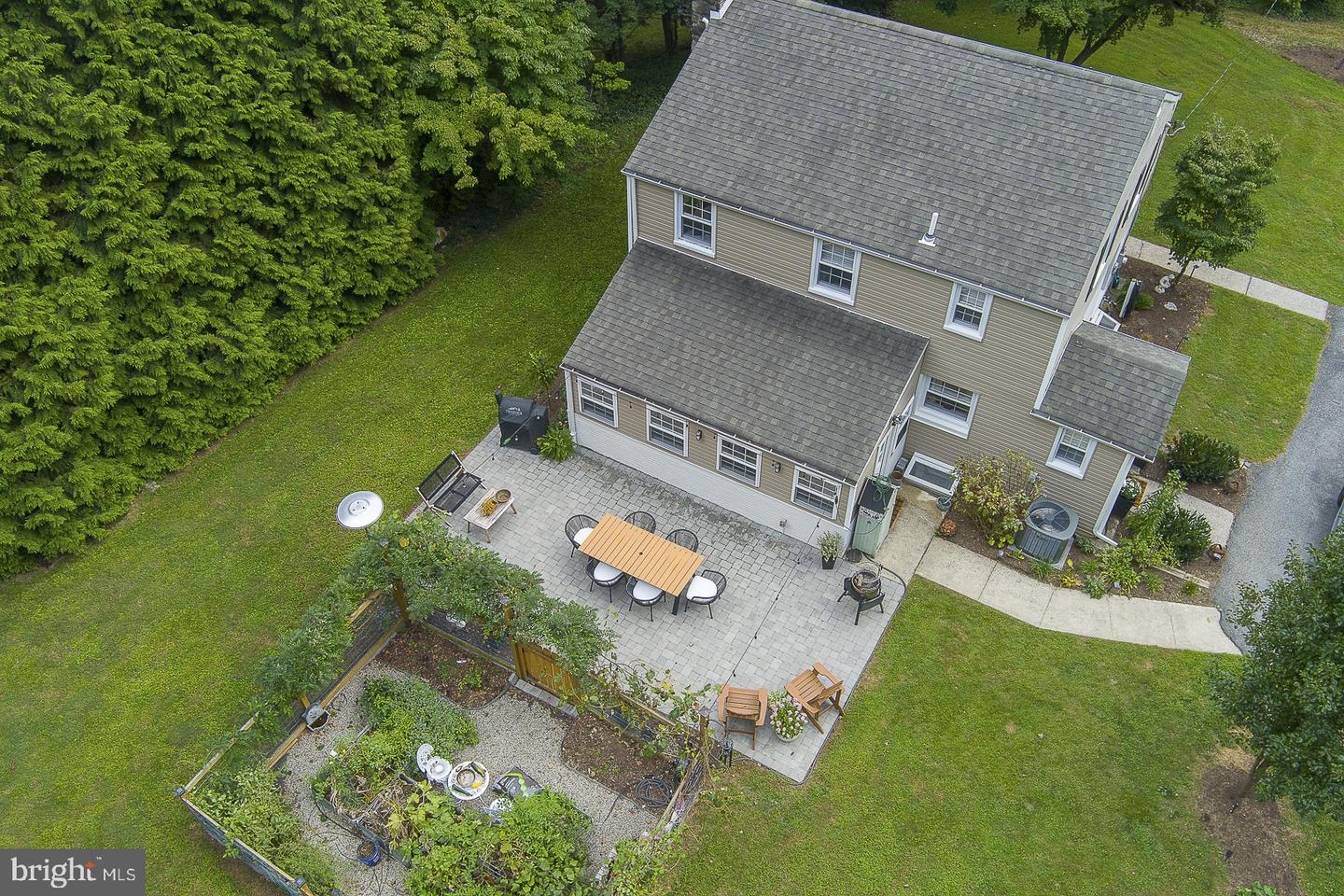 5 Waterville Rd Property Photo 3