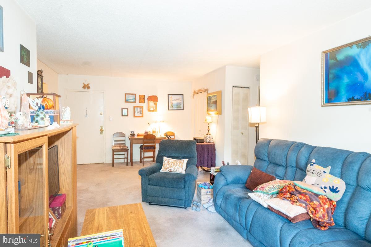 400 Glendale Rd #f30 Property Photo 7