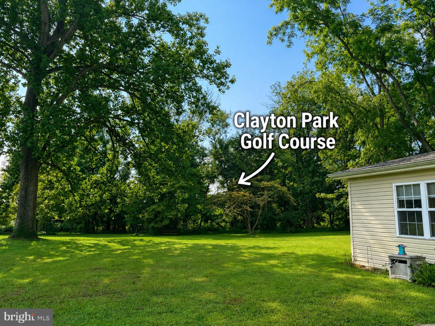 16 Clayton Park Dr Property Photo 2
