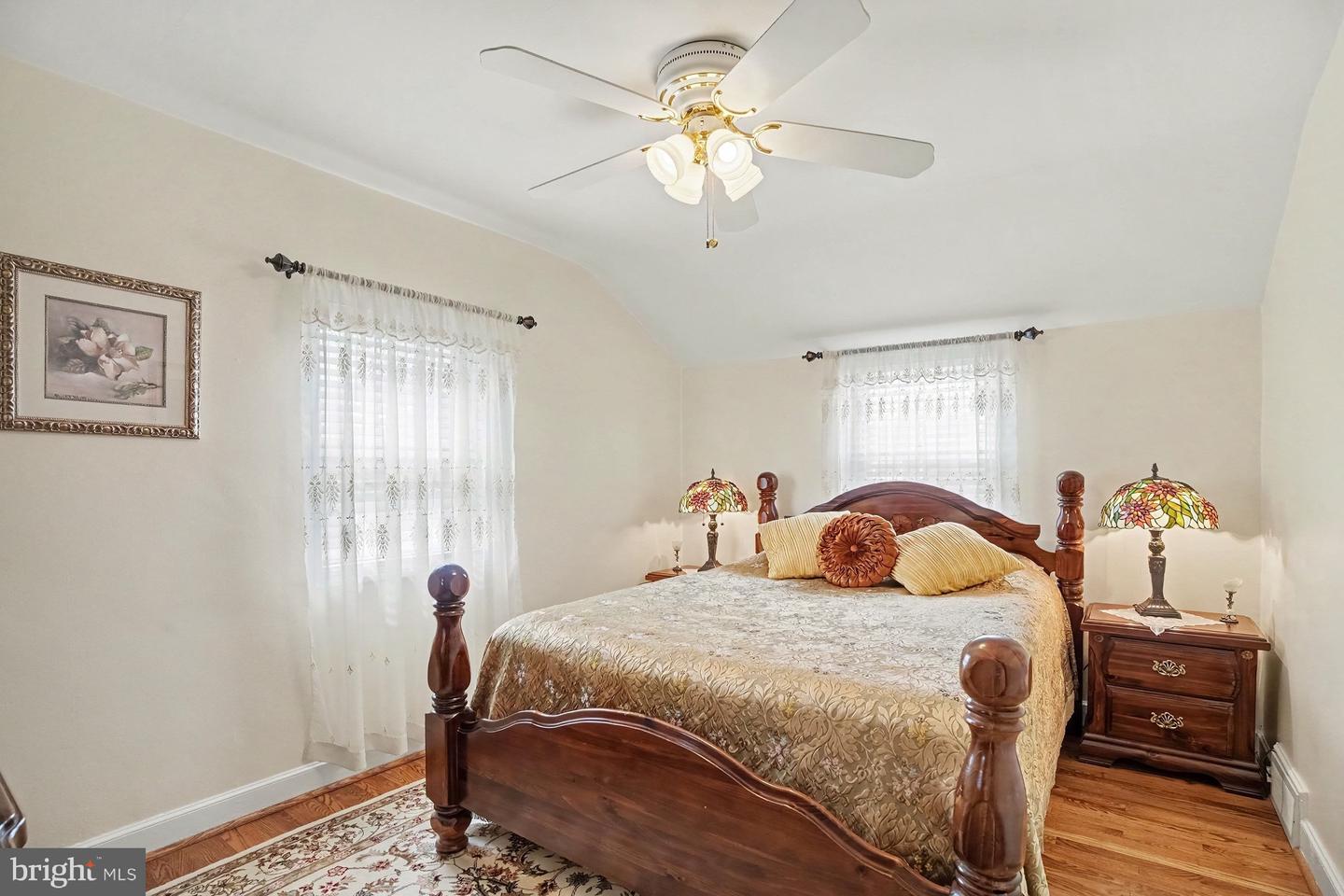 1116 Bryan St Property Photo 14
