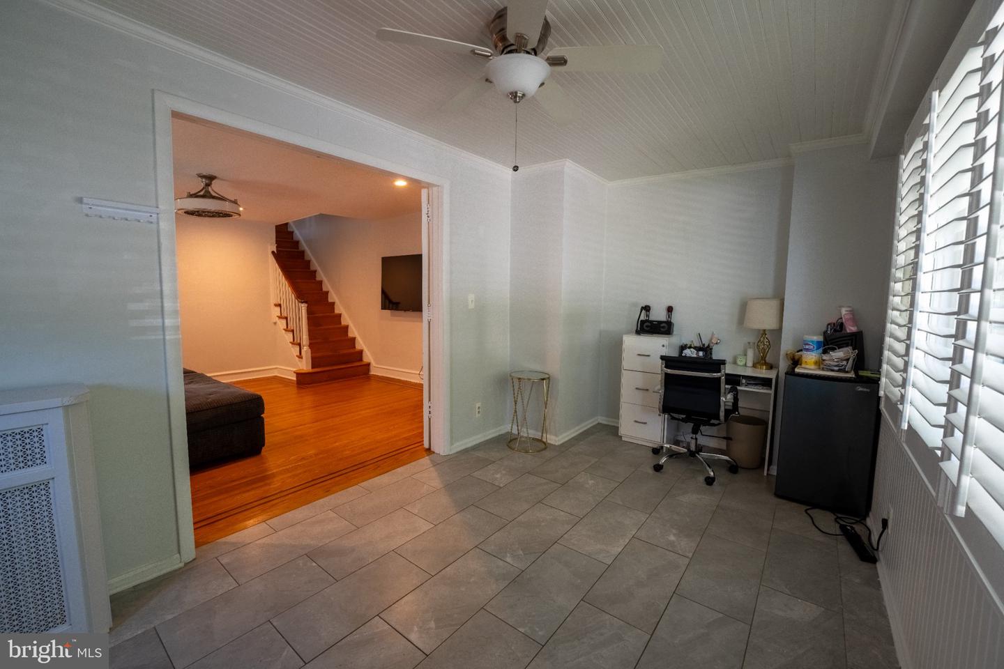 92 W Plumstead Ave Property Photo 6