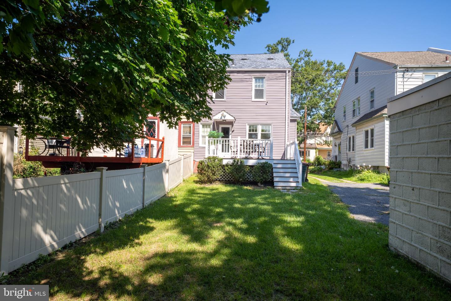 92 W Plumstead Ave Property Photo 22