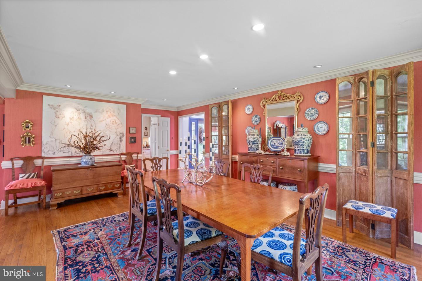 416 Inveraray Property Photo 7
