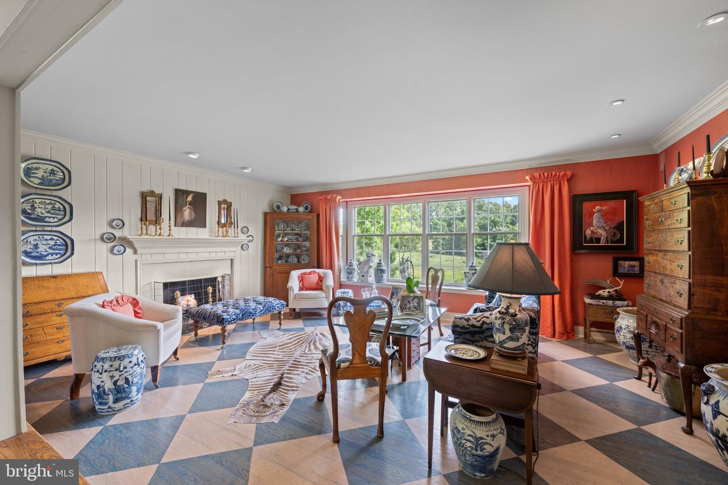 416 Inveraray Property Photo 11