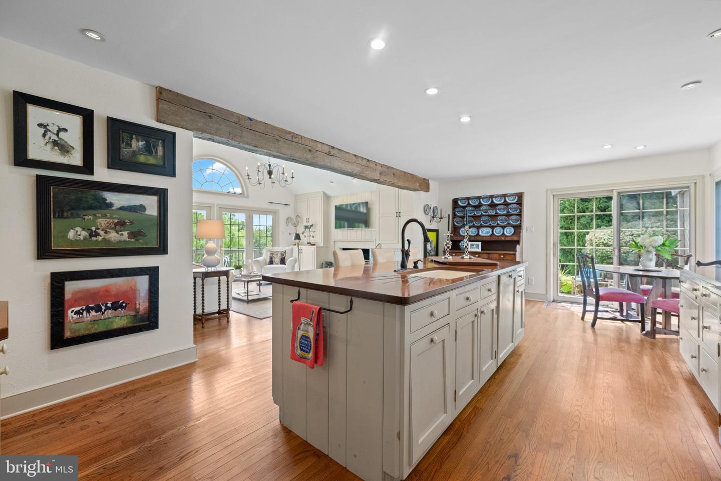 416 Inveraray Property Photo 19