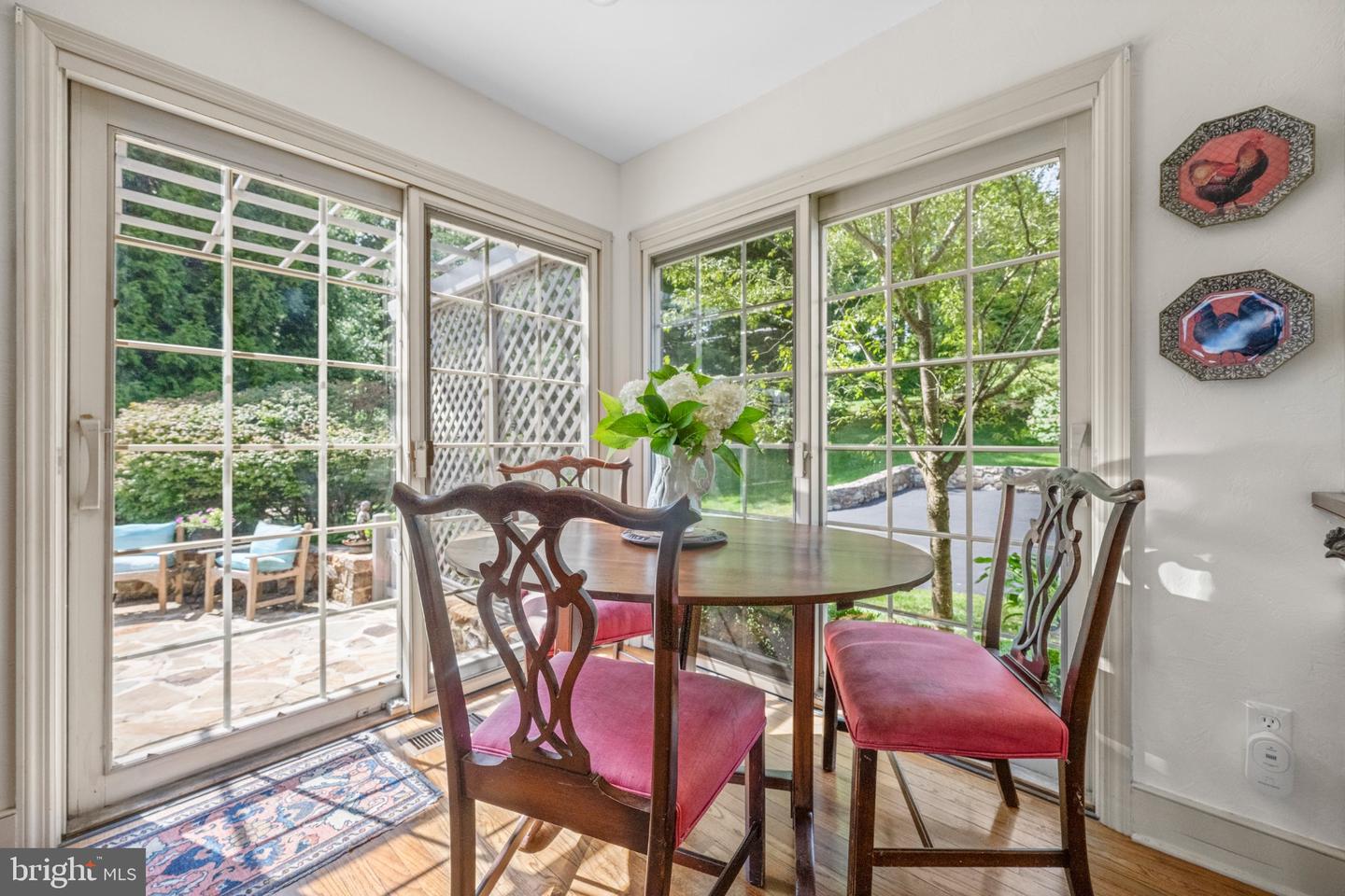 416 Inveraray Property Photo 23